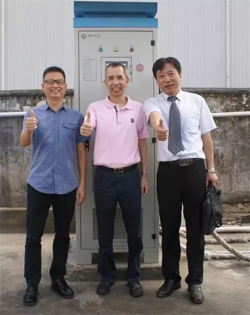 大嶺山鎮(zhèn)詹文光書記為恩億梯充電樁點(diǎn)贊 大嶺山鎮(zhèn)詹文光書記為恩億梯充電樁點(diǎn)贊